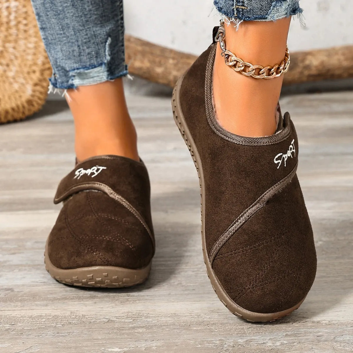 Women's Winter Mules – Warm Plush-Lined Shoes with Adjustable Hook-and-Loop Straps