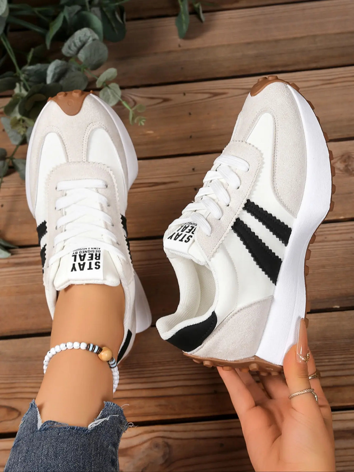 Women's Trainers – Round Toe, Platform, Lace-Up