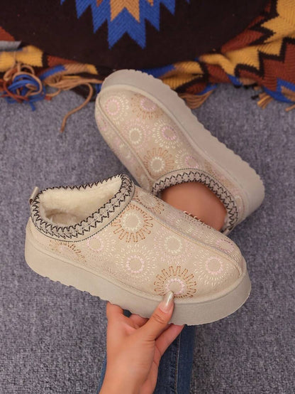 Women’s Cozy Faux Fur Platform Snow Boots