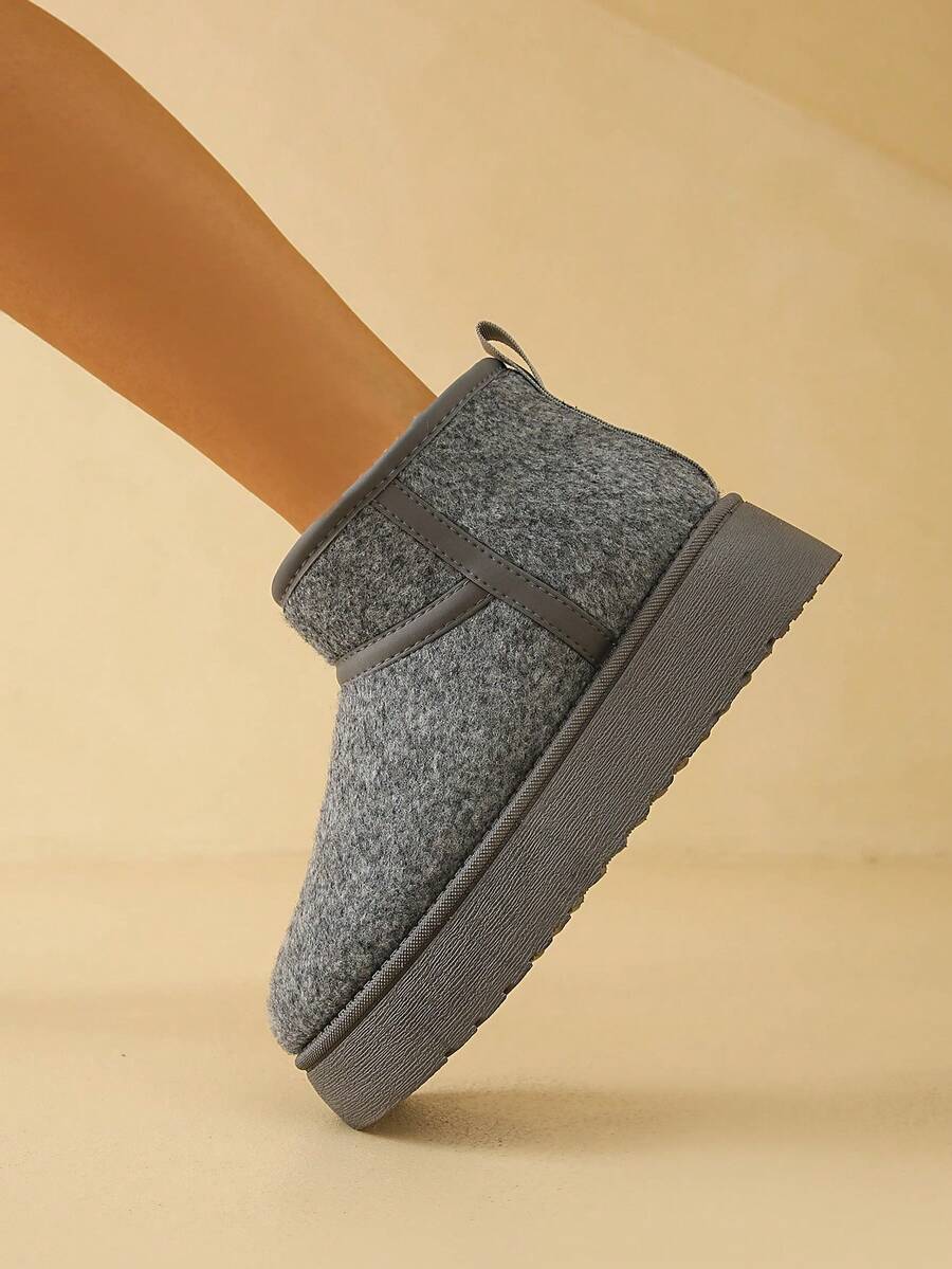Women’s Cozy Faux Fur Platform Snow Boots