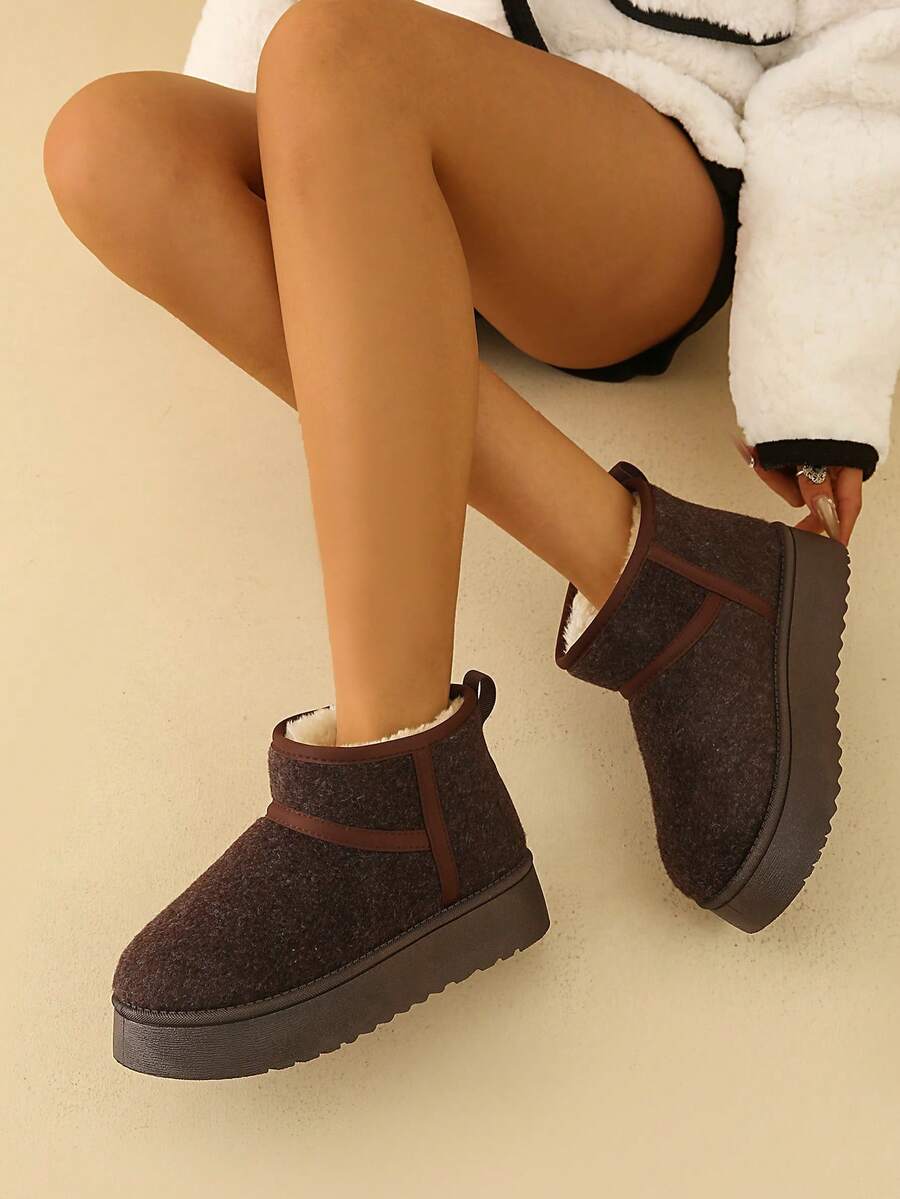 Women’s Cozy Faux Fur Platform Snow Boots