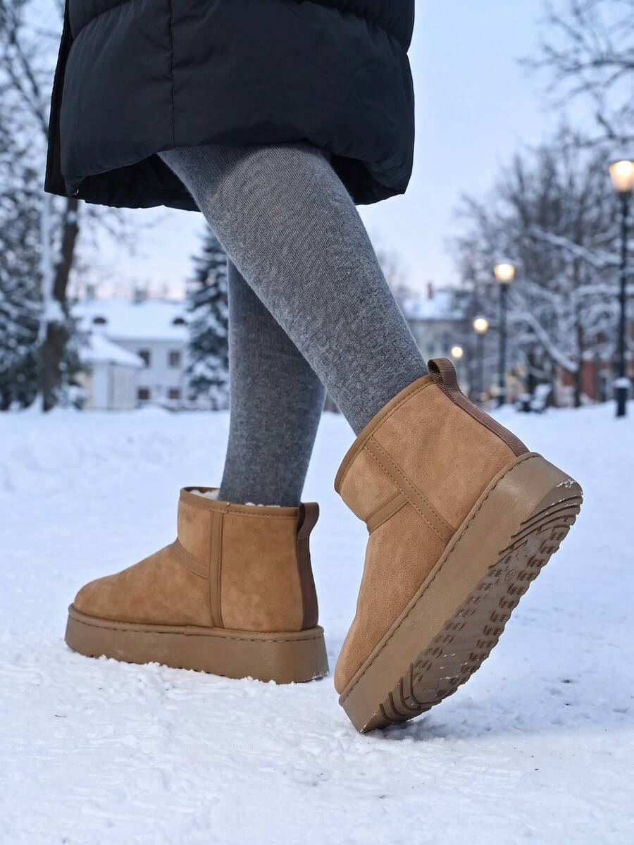 Women’s Cozy Faux Fur Platform Snow Boots