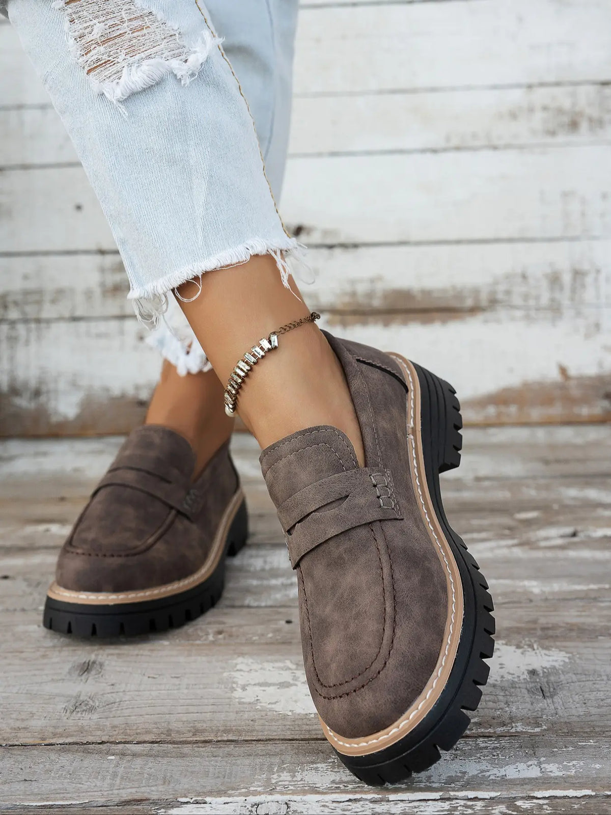 Women's Loafers – Round Toe, Slip-On, Wide Fit