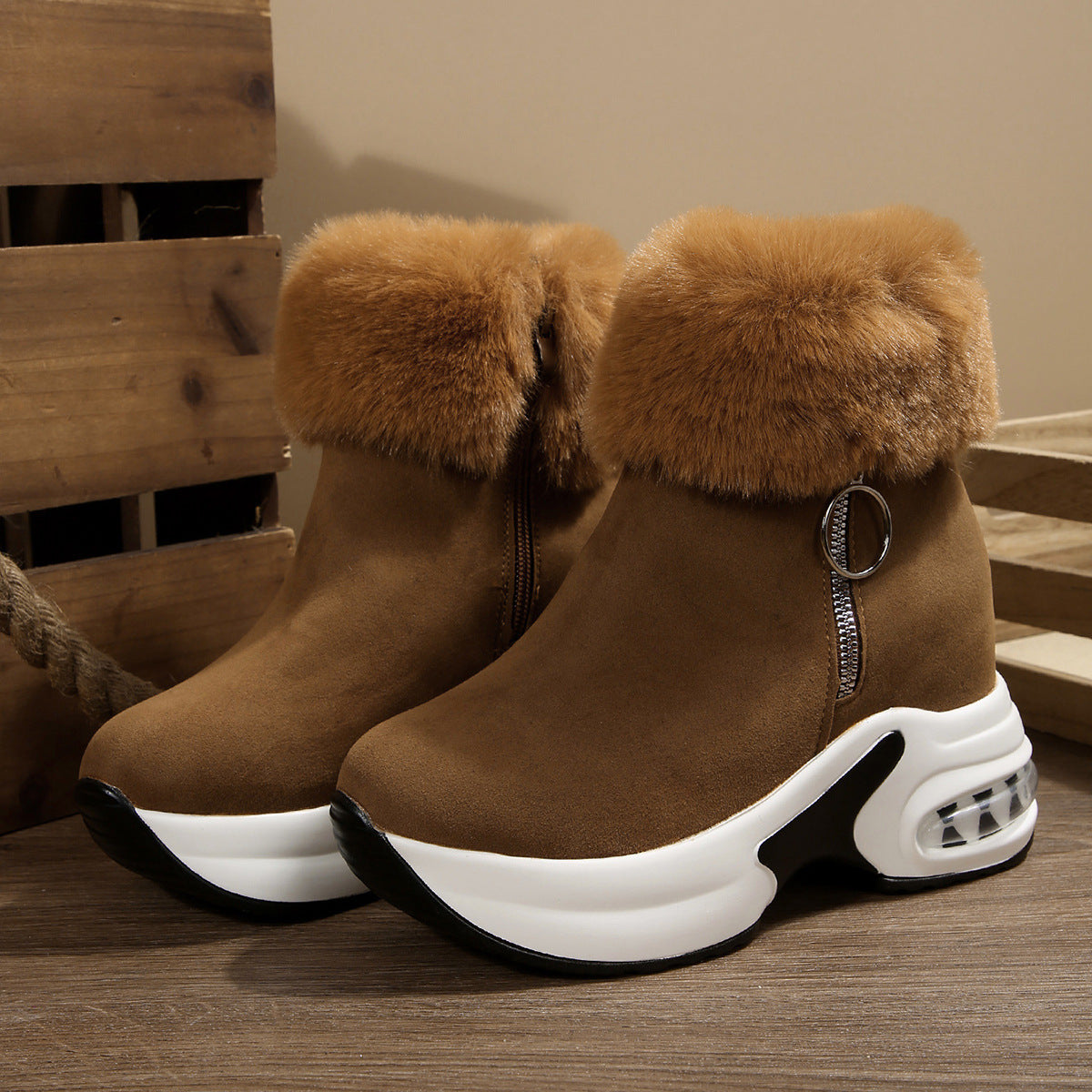 Best-selling insulated snow boots with a side zipper
