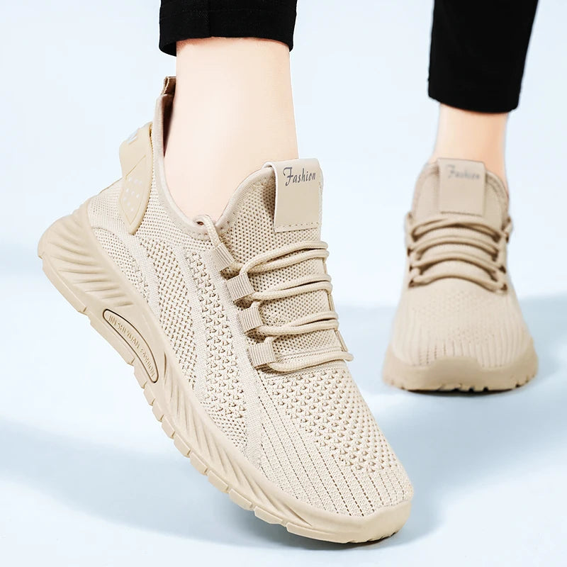 🔥 50% OFF – Women’s Lightweight Flyknit Comfort Sneakers
