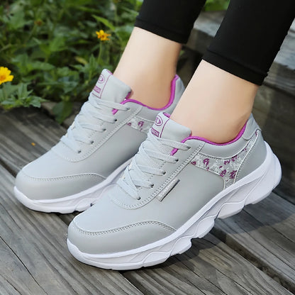 🔥 50% OFF – Women’s Lightweight Lace-Up Comfort Sneakers