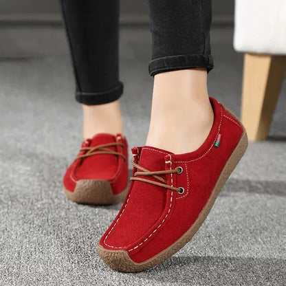 New Arrival Women Casual Shoes 2025 Suede Leather Flats Sneakers Lace Up Moccasins Ladies Shoes Fashion Loafers Plus
