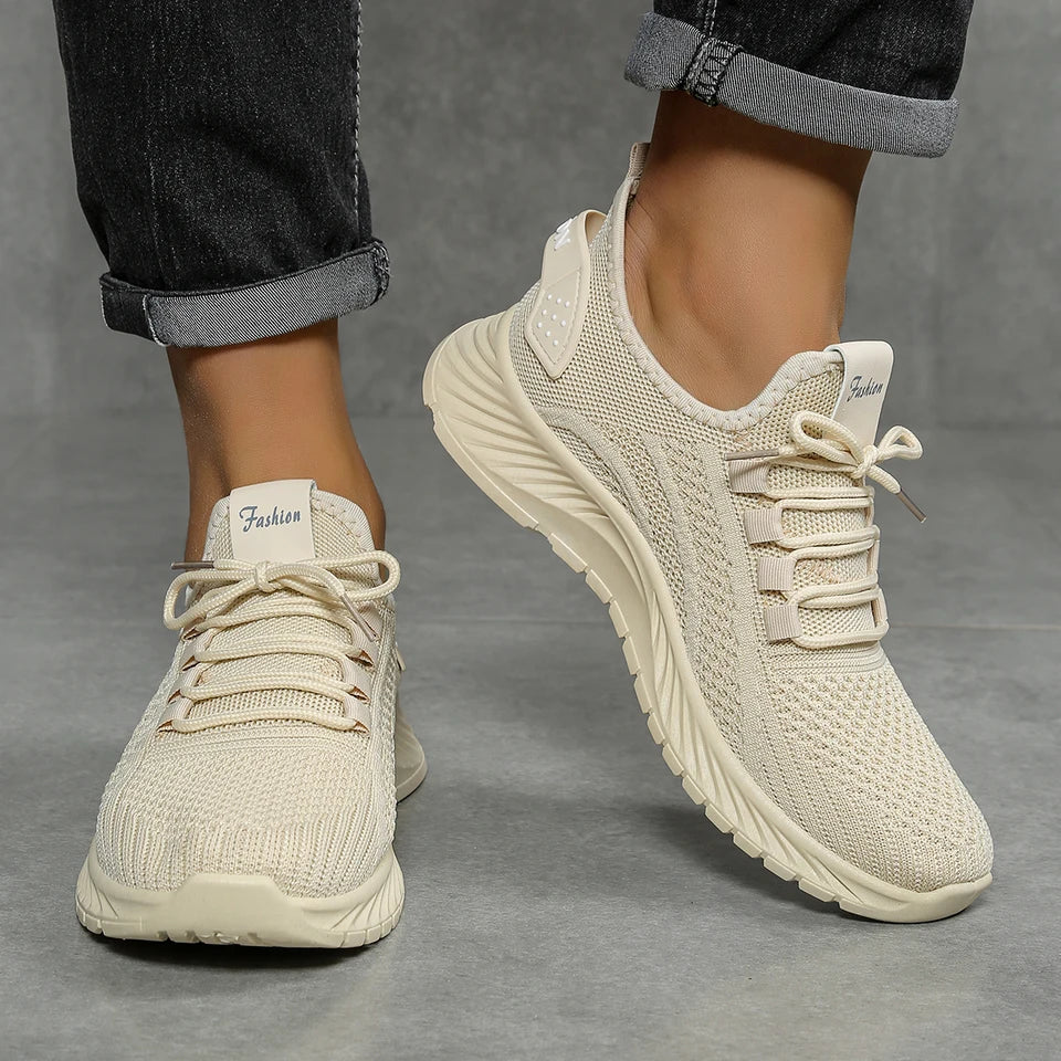 🔥 50% OFF – Women’s Lightweight Flyknit Comfort Sneakers