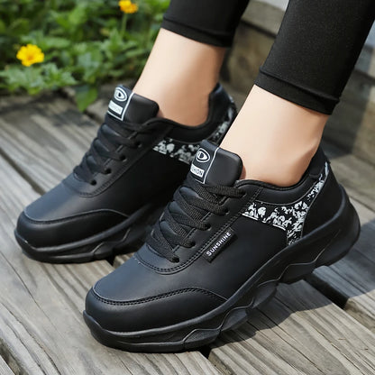 🔥 50% OFF – Women’s Lightweight Lace-Up Comfort Sneakers
