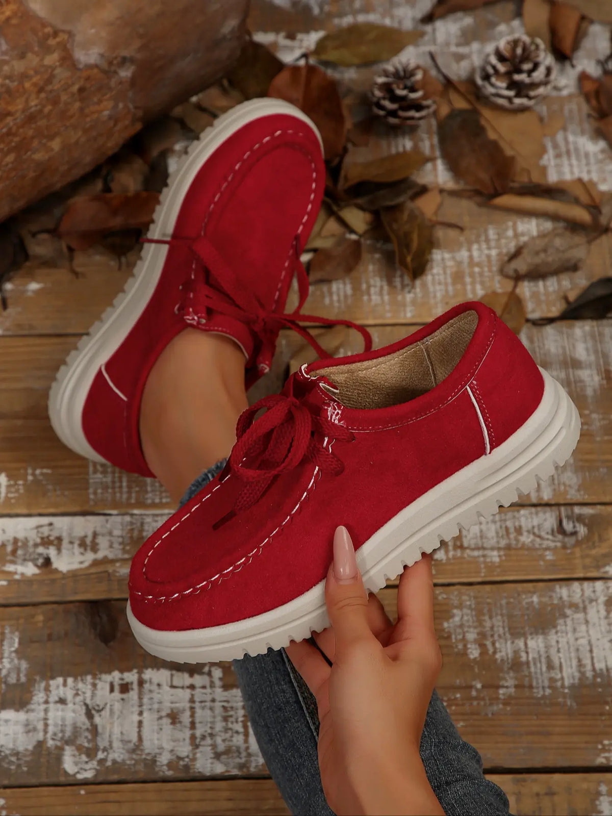 Women's Trainers – Lace-Up