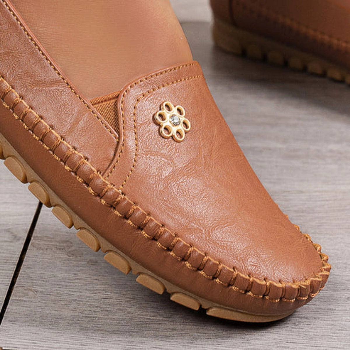 🔥Best Seller-Last Day Sale 60% OFF🔥 Orthopedic leather shoes, Lightweight, Anti-Slip, Breathable for Women